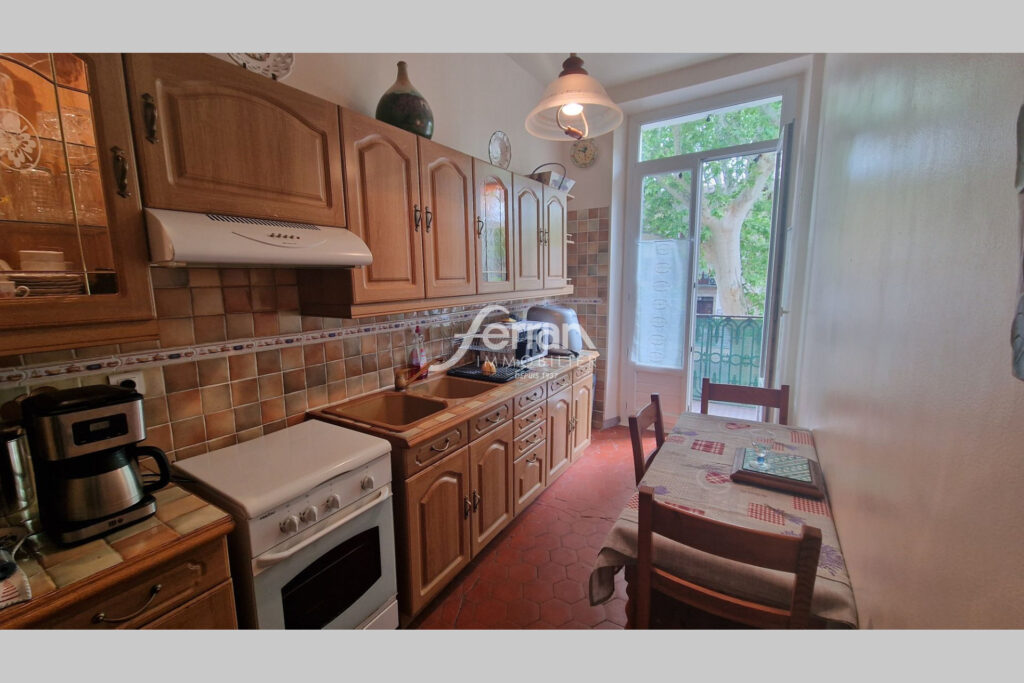 A vendre à Salernes Appartement T2/T3 56 m2 Idéalement Situé v – 2 pièces – 1 chambre – 56.00 m²