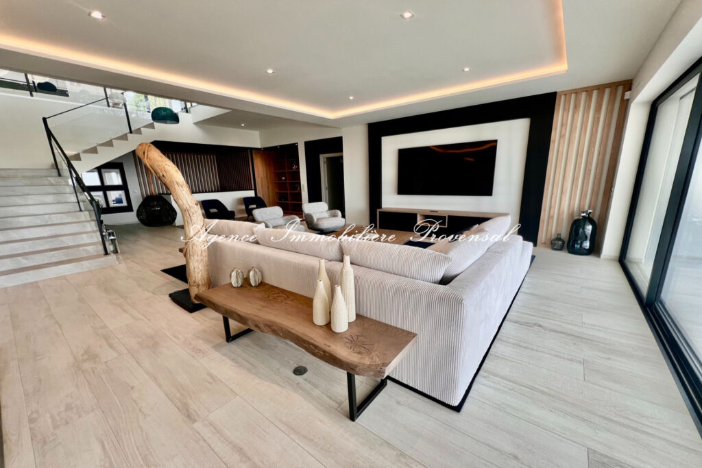 vente villa 5 Pièce(s) – 5 pièces – 4 chambres – 400.00 m²