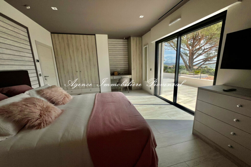 vente villa 5 Pièce(s) – 5 pièces – 4 chambres – 400.00 m²