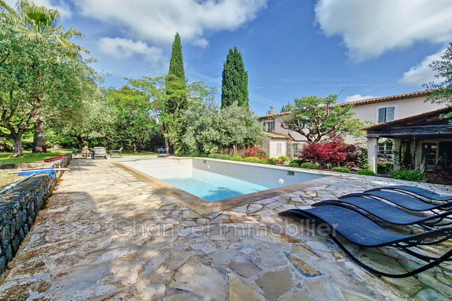 Maison à vendre à Valbonne