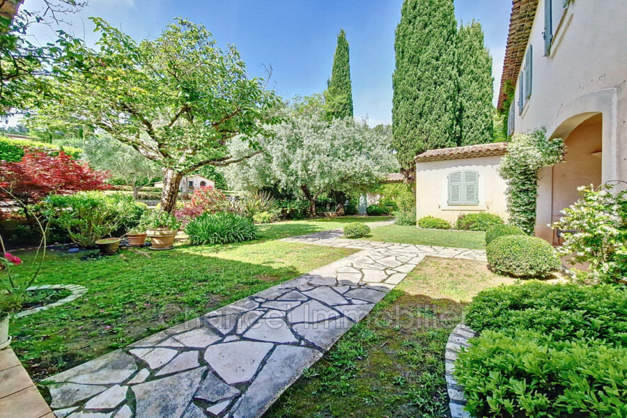 Maison à vendre à Valbonne