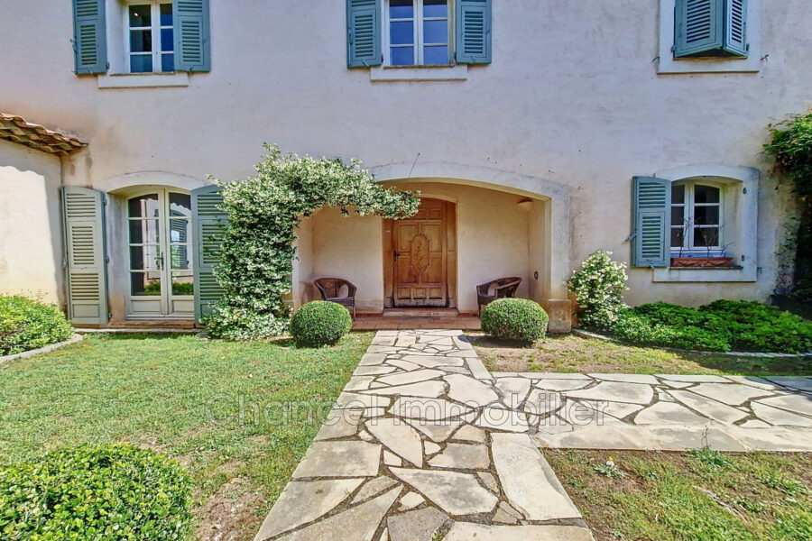 Maison à vendre à Valbonne