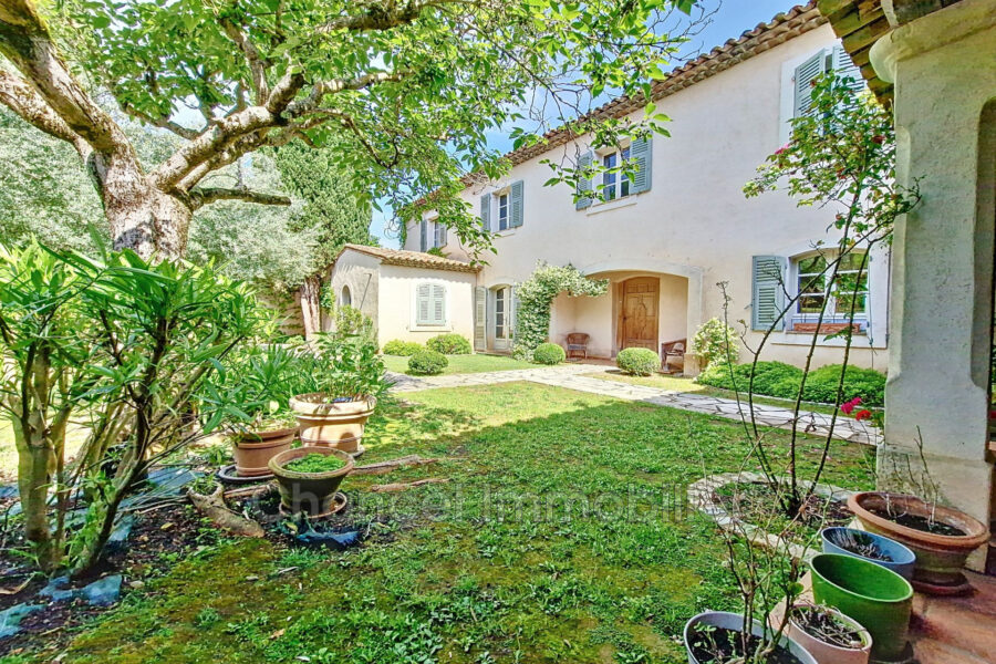 Maison à vendre à Valbonne