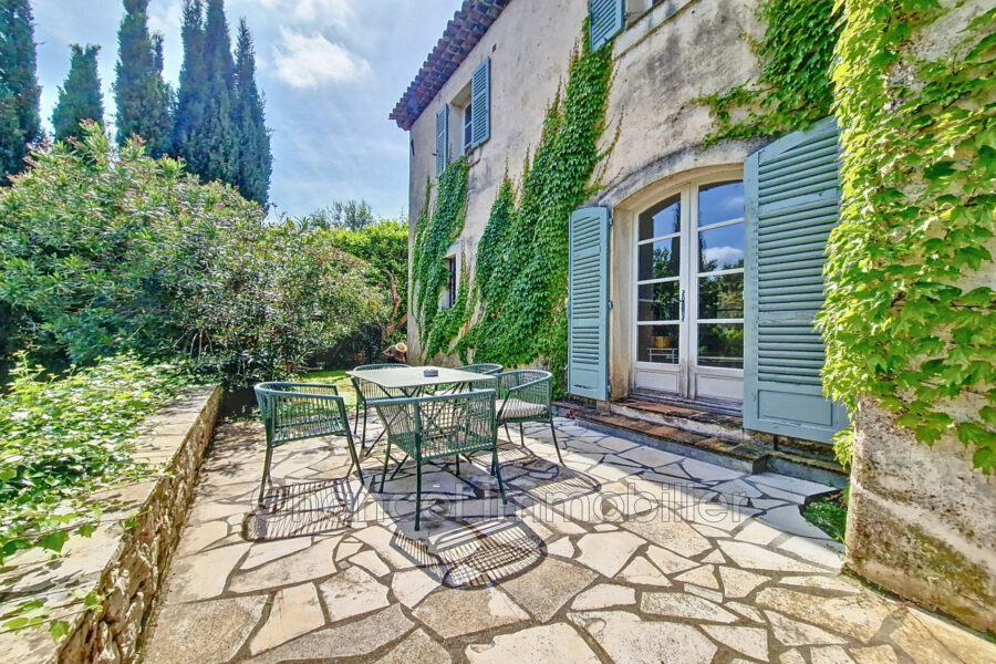 Maison à vendre à Valbonne