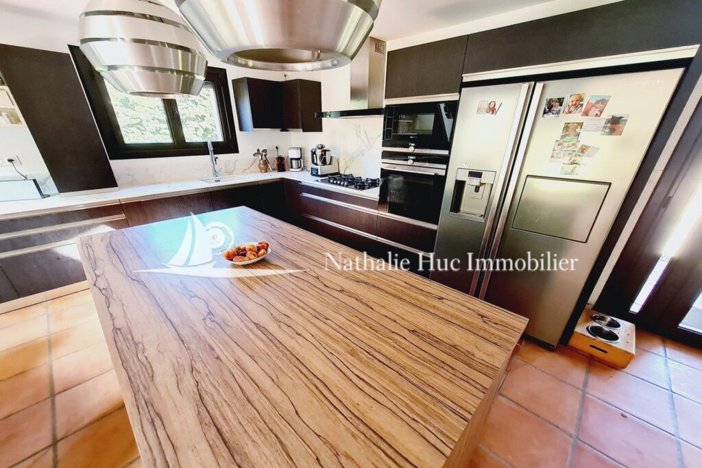 vente  – 6 pièces – 4 chambres – 4