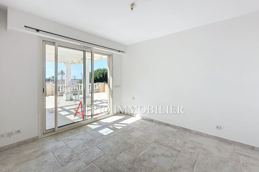 Appartement à vendre à Saint-laurent-du-var
