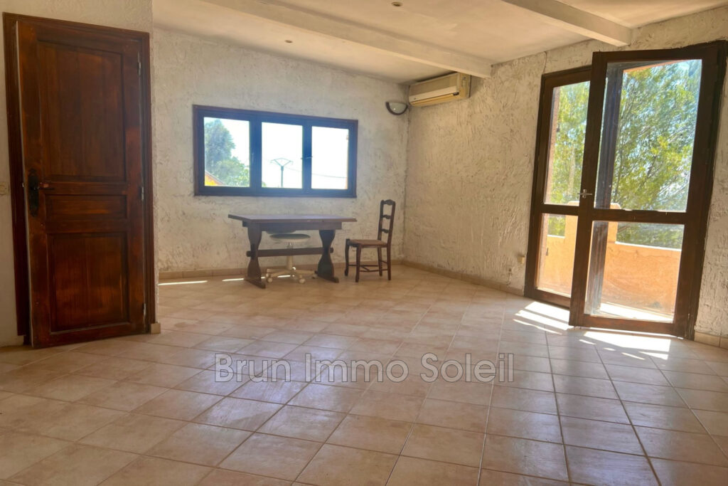 ASPREMONT 06 hauteur nice   agence BRUN IMMO SOLEIL  7 Boulev – 6 pièces – 4 chambres – 180.00 m²