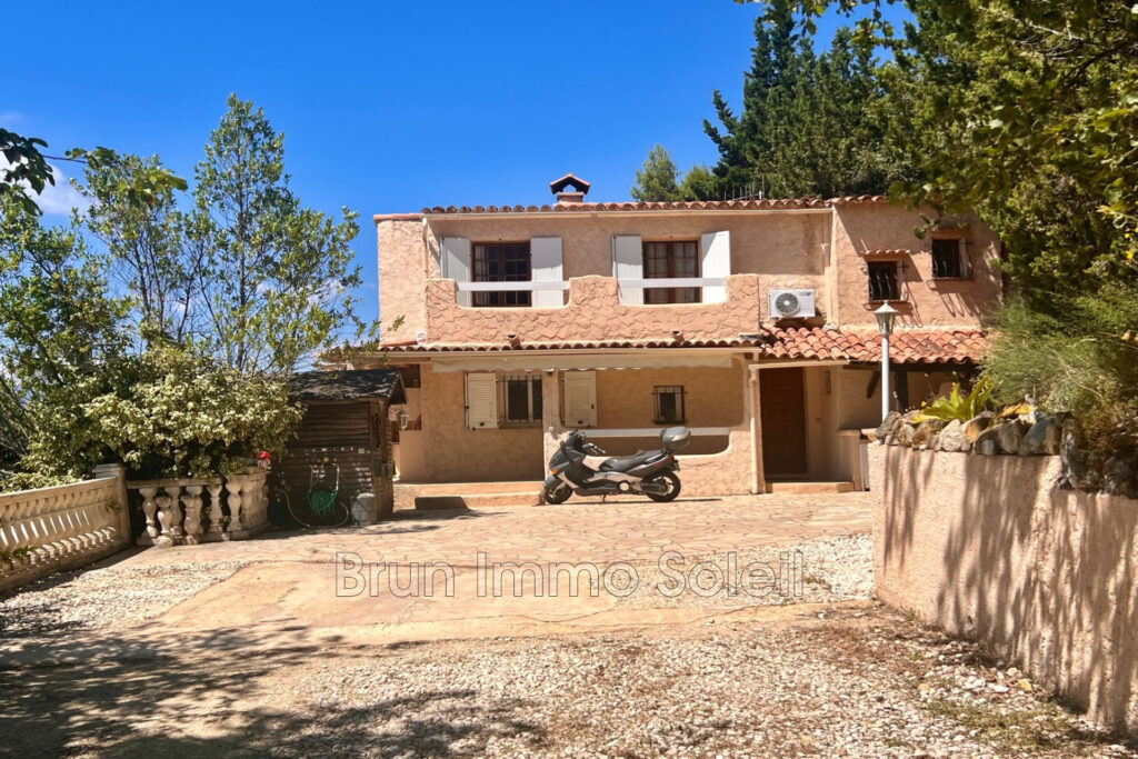 ASPREMONT 06 hauteur nice   agence BRUN IMMO SOLEIL  7 Boulev – 6 pièces – 4 chambres – 4  – 180.00 m²