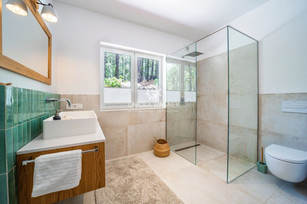 vente propriété 12 Pièce(s) – 12 pièces – 8 chambres – 550.00 m²