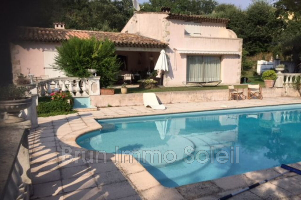 VENCE  Quartier trés calme de Vence proche écoles  votre Agenc – 8 pièces – 4 chambres – 4  – 202.00 m²