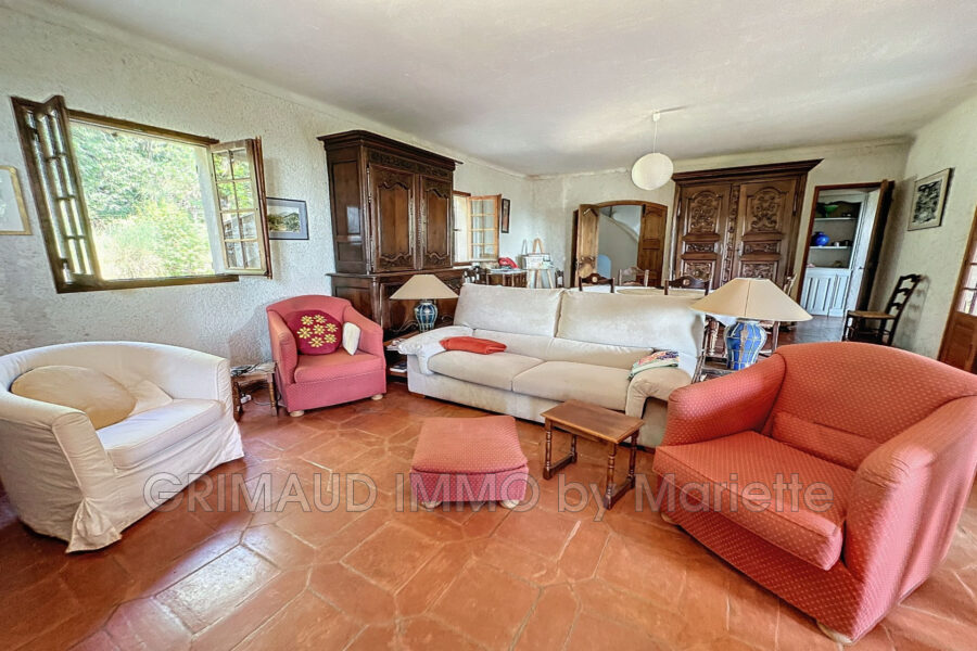 Maison à vendre à La garde-freinet