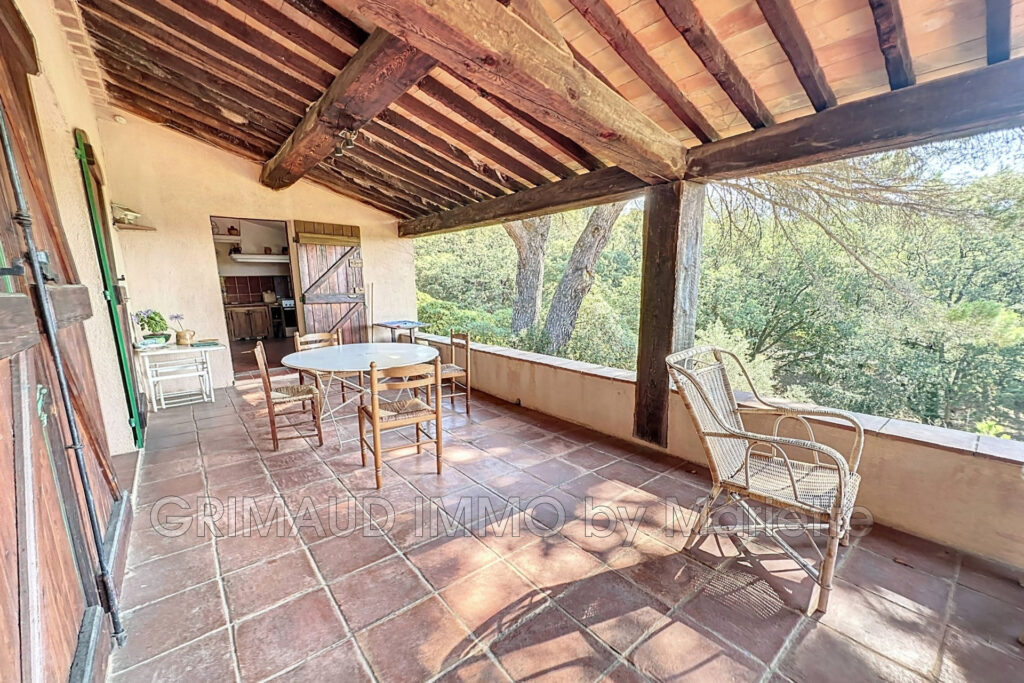 maison de campagne sur 15700m² de terrain, travaux a prevoir – 7 pièces – 6 chambres – 212.00 m²