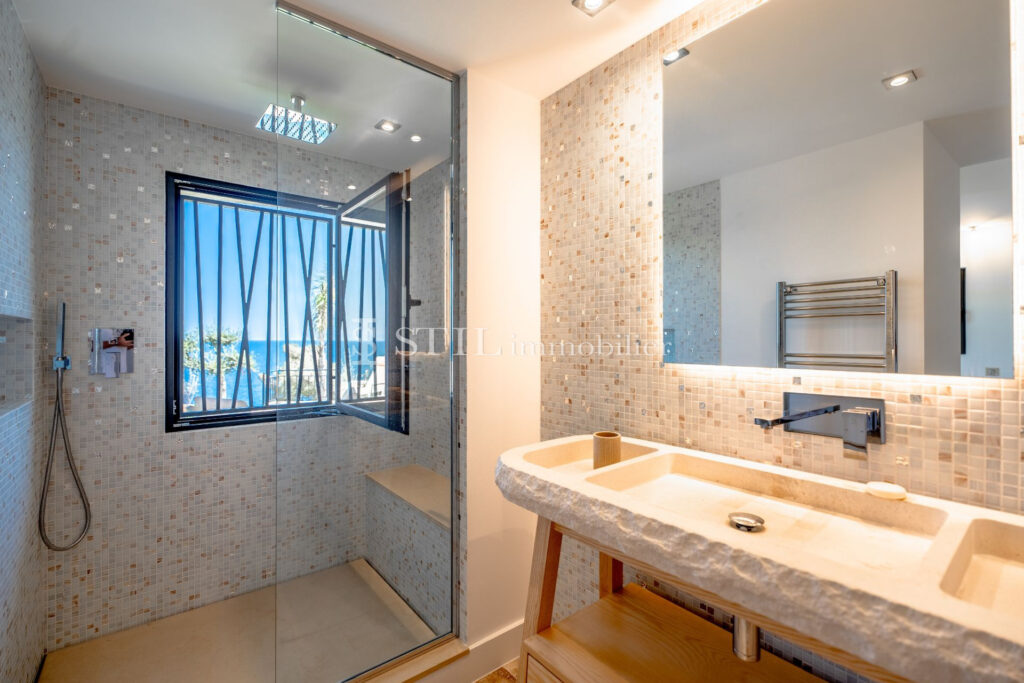 location saisonnière villa 6 Pièce(s) – 6 pièces – 4 chambres – 300.00 m²