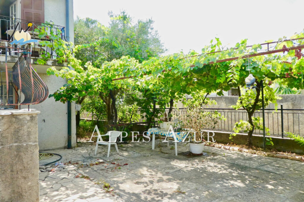 vente maison 7 Pièce(s) – 7 pièces – 5 chambres – 152.00 m²