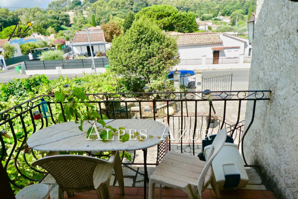 vente maison 7 Pièce(s) – 7 pièces – 5 chambres – 152.00 m²