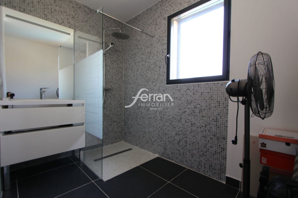 A vendre Villa de 152m² sur 750m²- Trans en Provence – 4 pièces – 3 chambres – 152.00 m²