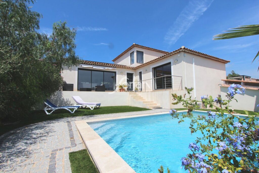 A vendre Villa de 152m² sur 750m²- Trans en Provence – 4 pièces – 3 chambres – 152.00 m²