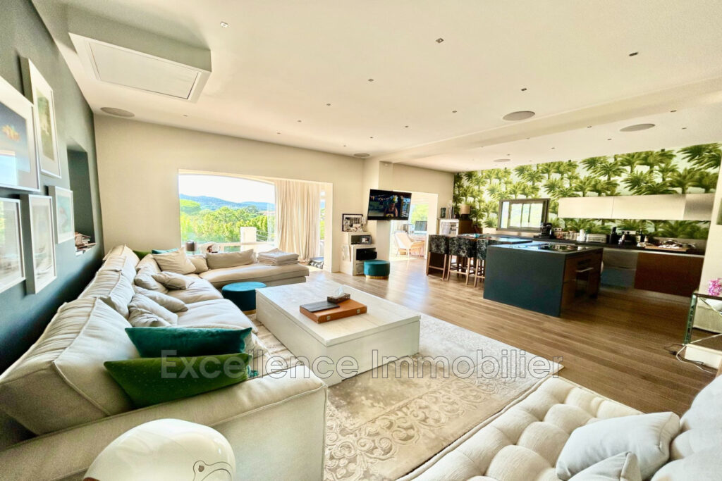 vente villa 8 Pièce(s) – 8 pièces – 5 chambres – 265.00 m²