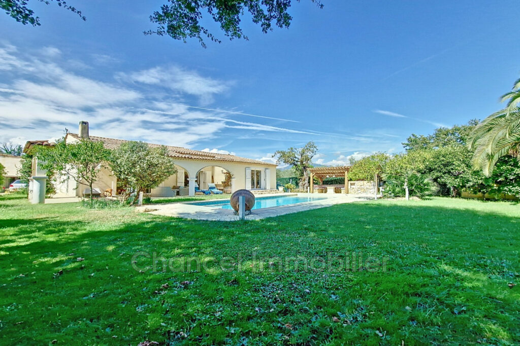 vente villa 5 Pièce(s) – 5 pièces – 3 chambres – 4  – 170.00 m²