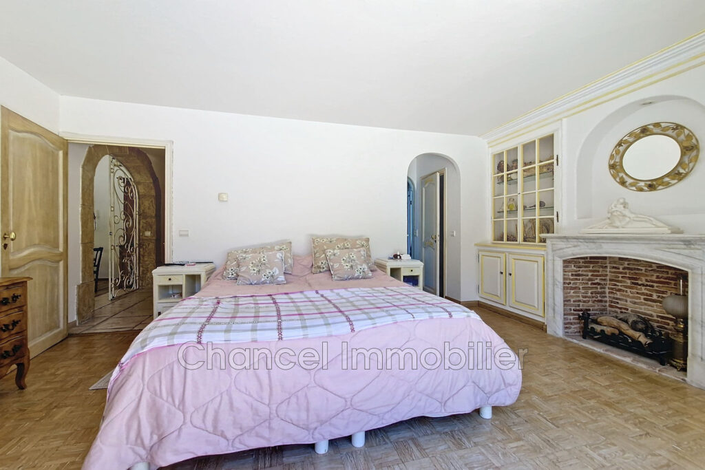 vente villa 5 Pièce(s) – 5 pièces – 3 chambres – 4  – 170.00 m²