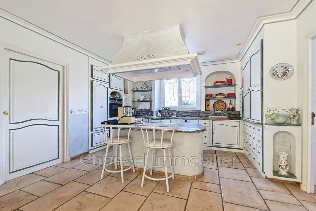 vente villa 5 Pièce(s) – 5 pièces – 3 chambres – 4  – 170.00 m²