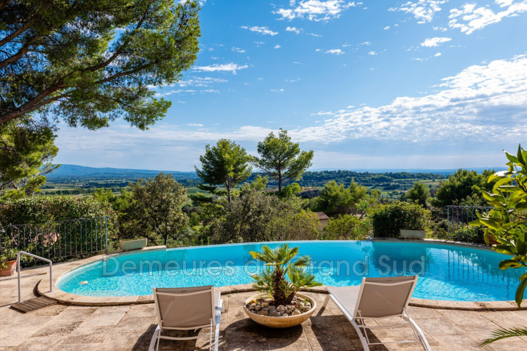 vente maison contemporaine – NR pièces – 5 chambres – 297.00 m²