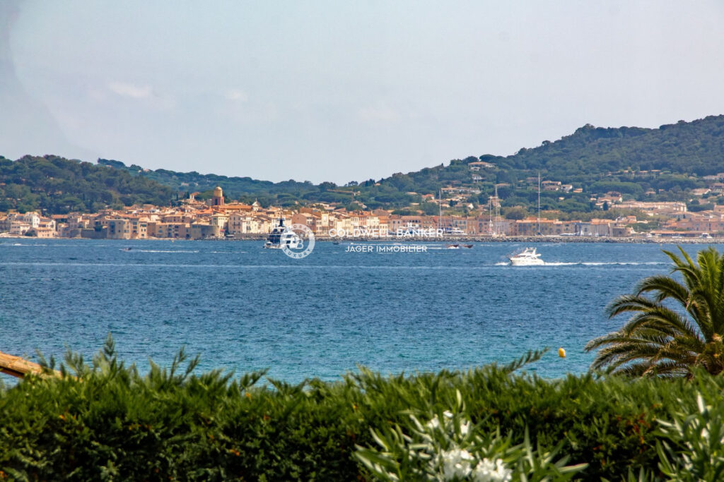 vente villa 6 Pièce(s) – 6 pièces – 5 chambres – 240.00 m²