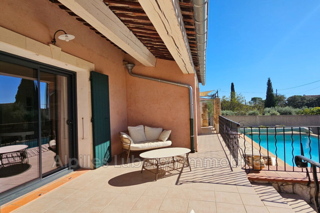 vente maison 5 Pièce(s) – 5 pièces – 4 chambres – 4  – 150.00 m²