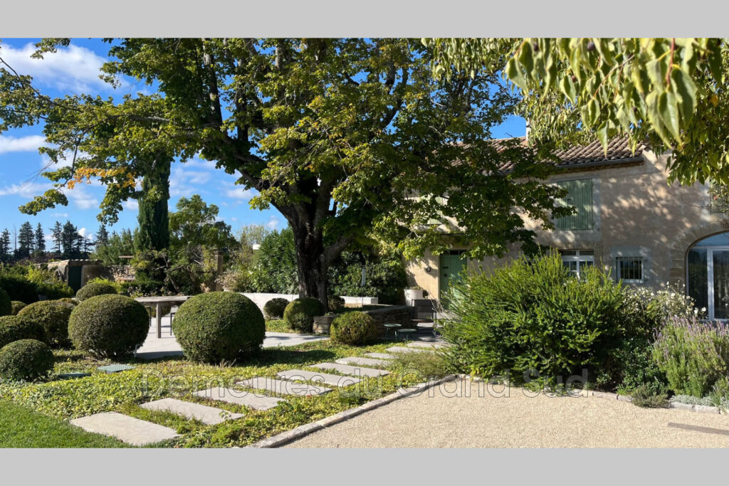 vente mas – NR pièces – 6 chambres – 363.00 m²