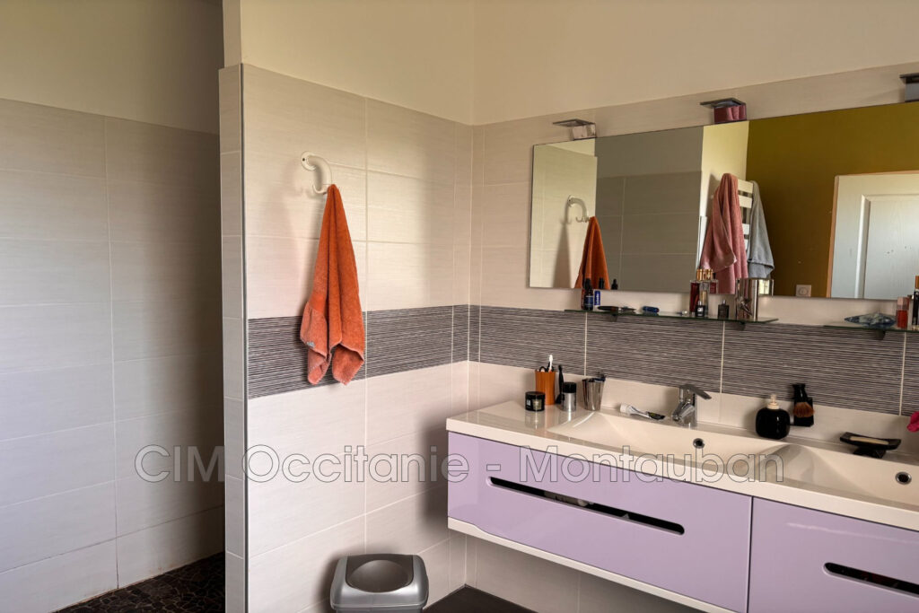 vente villa contemporaine 5 Pièce(s) – 5 pièces – 4 chambres – 180.00 m²