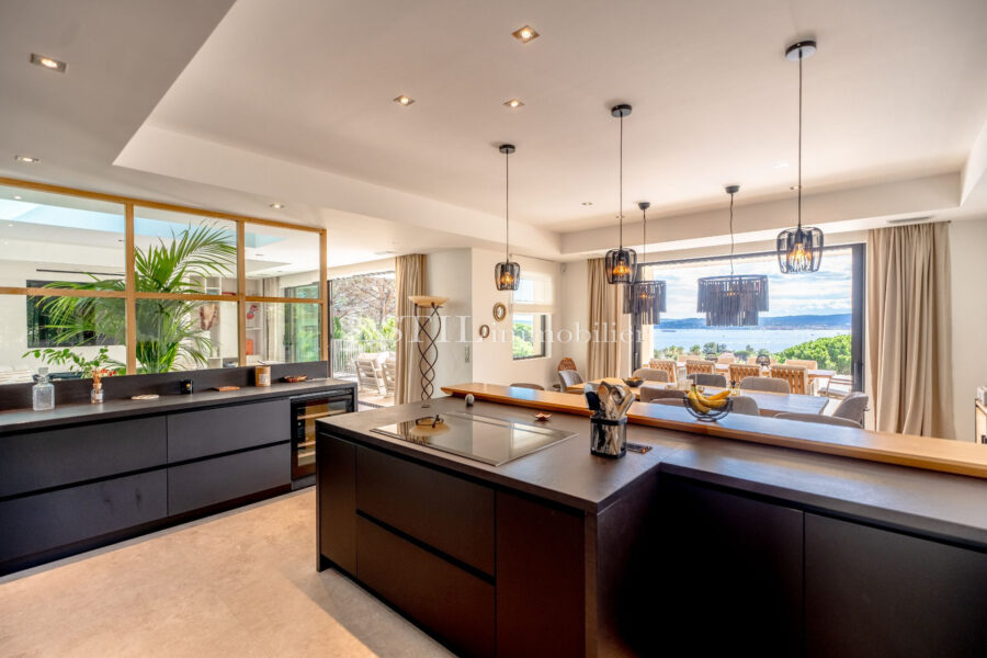 Maison à vendre à Sainte-Maxime — Vue mer — photo 5
