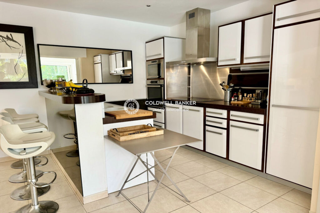 vente maison 6 Pièce(s) – 6 pièces – 4 chambres – 4  – 150.00 m²