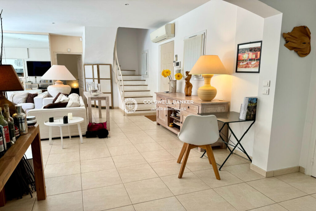 vente maison 6 Pièce(s) – 6 pièces – 4 chambres – 4  – 150.00 m²