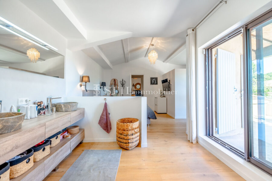 Maison à vendre à Sainte-maxime