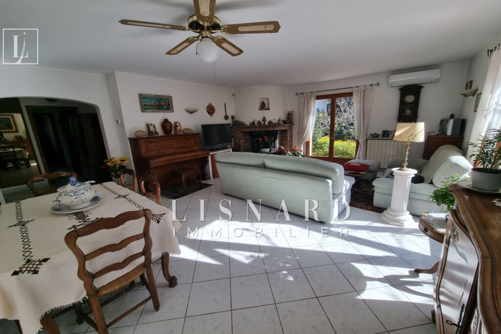 vente maison 4 Pièce(s) – 4 pièces – 3 chambres – 120.00 m²