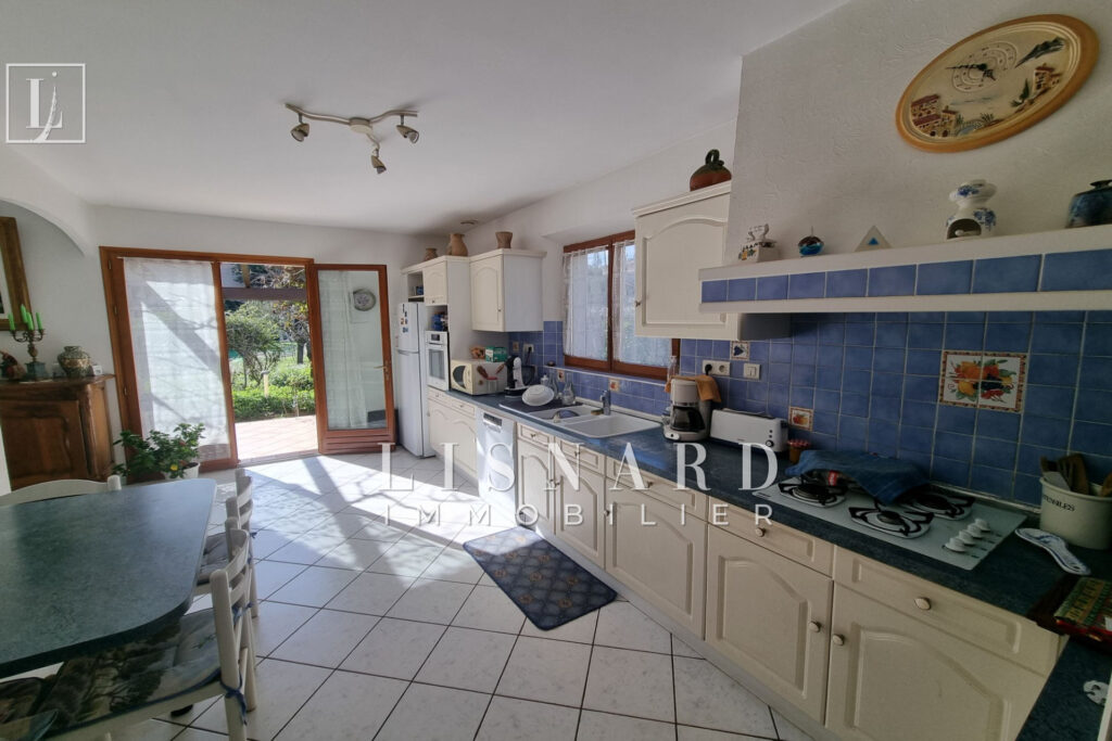 vente maison 4 Pièce(s) – 4 pièces – 3 chambres – 120.00 m²