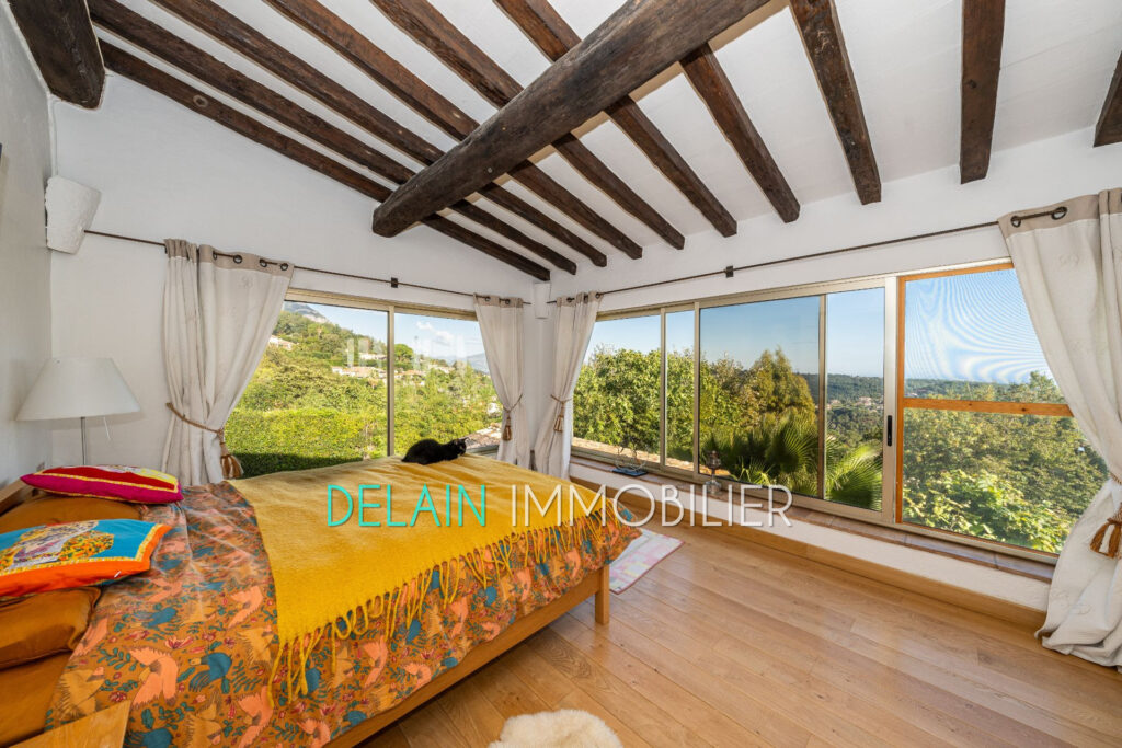 vente villa provençale 10 Pièce(s) – 10 pièces – 5 chambres – 288.00 m²