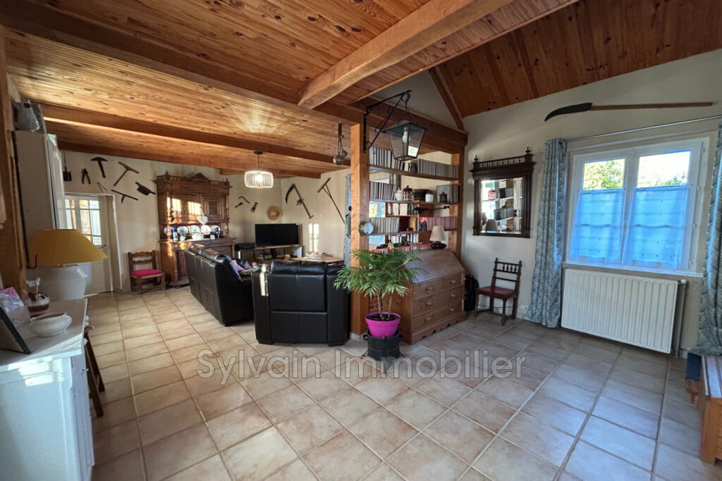 vente maison 6 Pièce(s) – 6 pièces – 4 chambres – 4  – 133.07 m²