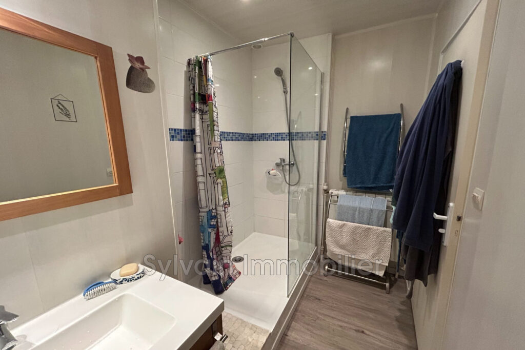 vente maison 6 Pièce(s) – 6 pièces – 4 chambres – 4  – 133.07 m²