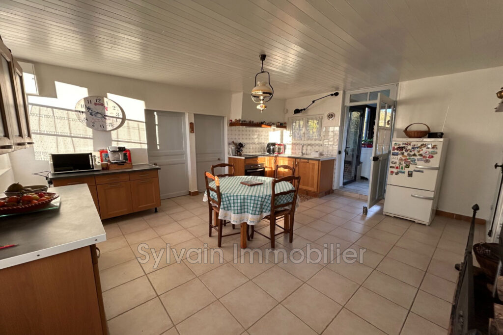 vente maison 6 Pièce(s) – 6 pièces – 4 chambres – 4  – 133.07 m²