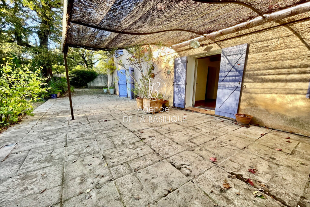 vente maison de caractère 5 Pièce(s) – 5 pièces – 3 chambres – 4  – 133.00 m²