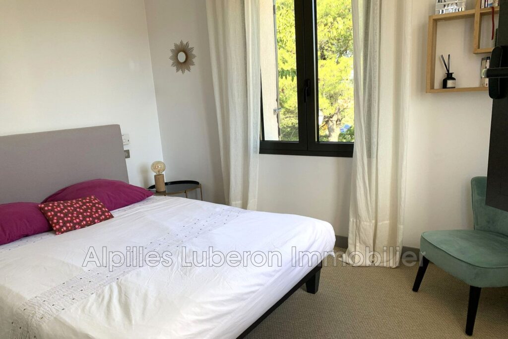 location saisonnière maison de village 6 Pièce(s) – 6 pièces – 4 chambres – 4  – 190.00 m²