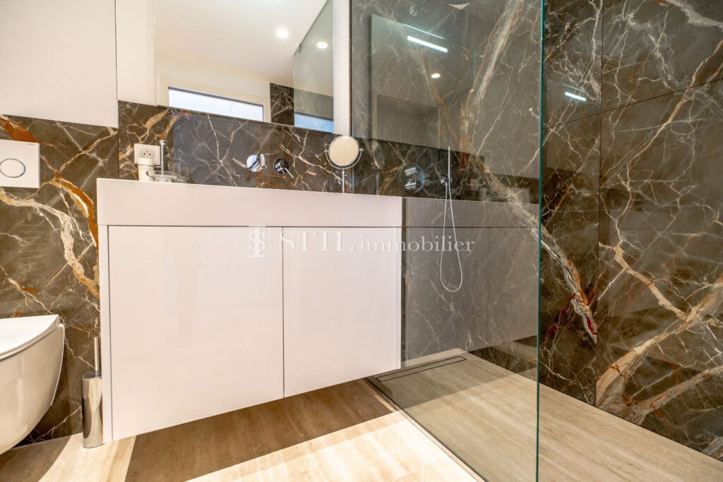 vente villa 8 Pièce(s) – 8 pièces – 5 chambres – 4  – 297.00 m²