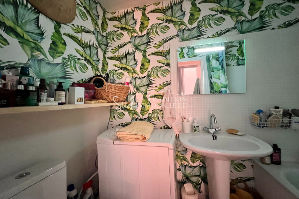 vente maison de village 6 Pièce(s) – 6 pièces – 4 chambres – 120.00 m²