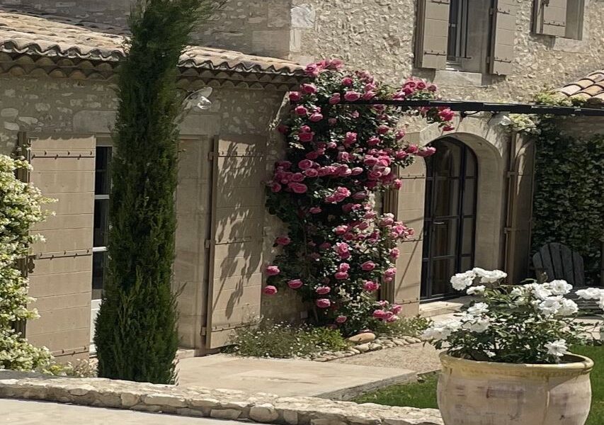 Maison à louer à Eygalières