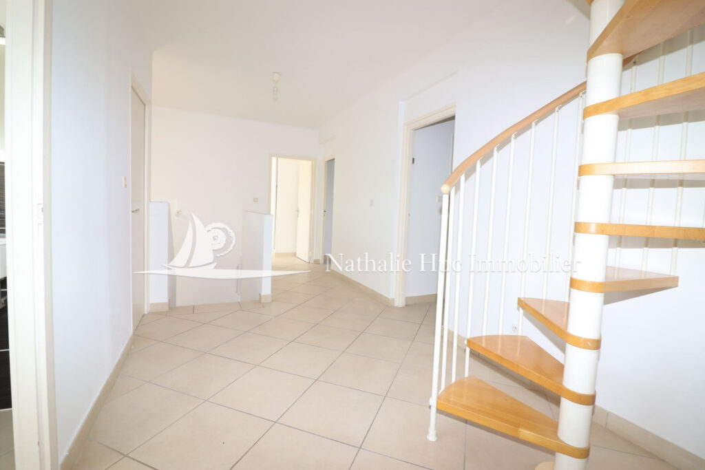 vente villa 6 Pièce(s) – 6 pièces – 5 chambres – 175.00 m²