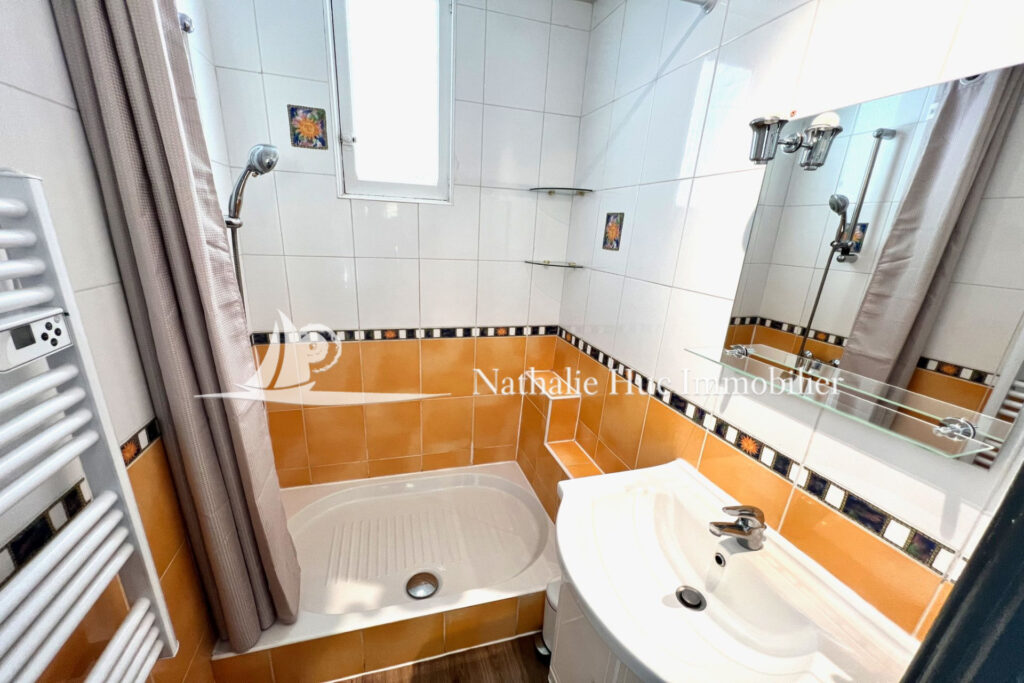 vente  4 Pièce(s) – 4 pièces – 3 chambres – 56.94 m²