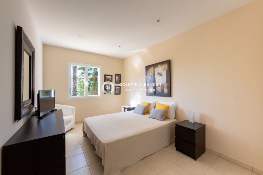 vente maison 6 Pièce(s) – 6 pièces – 4 chambres – 4  – 150.00 m²