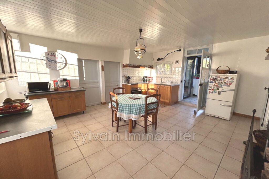 vente maison 6 Pièce(s) – 6 pièces – 4 chambres – 4  – 133.07 m²