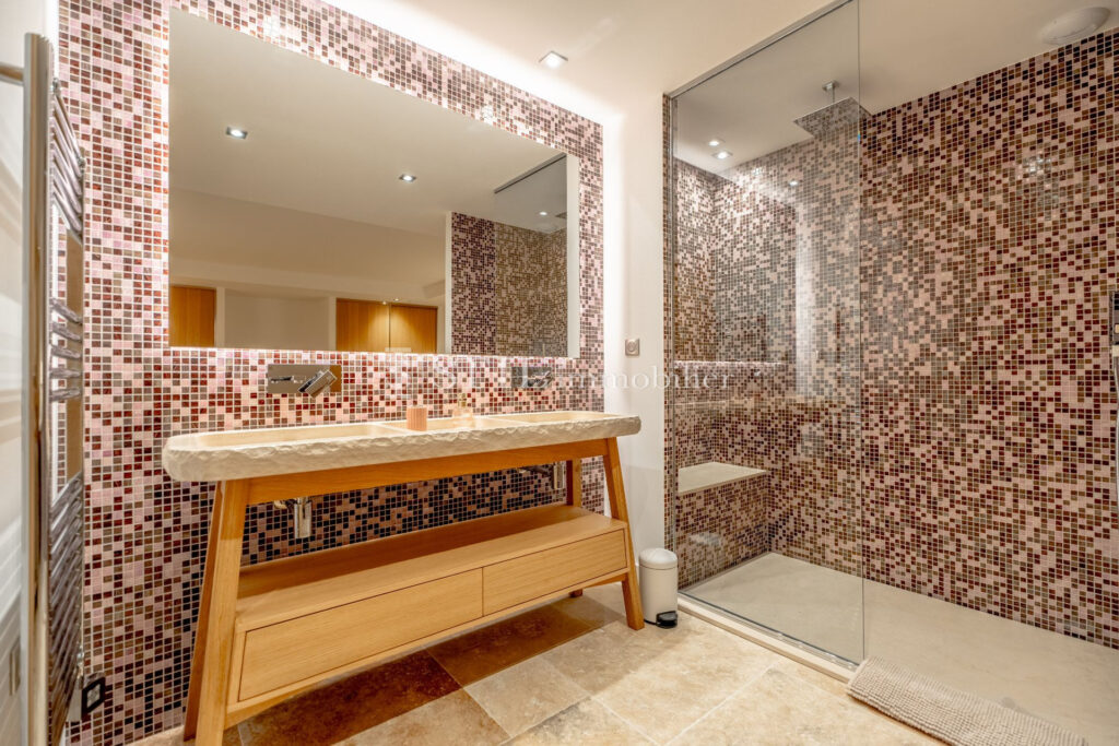 location saisonnière villa 7 Pièce(s) – 7 pièces – 4 chambres – 345.00 m²